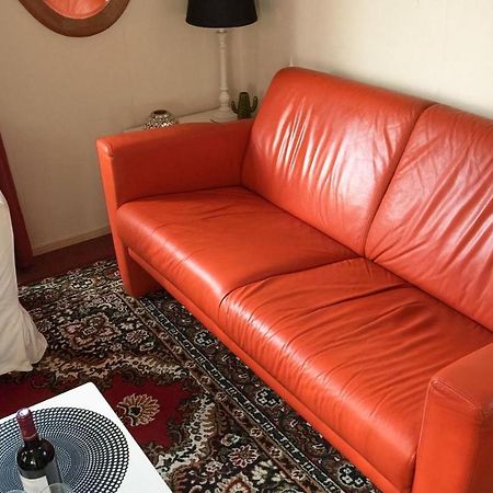 2 Bedroom Awesome Home In Tzummarum Ngoại thất bức ảnh